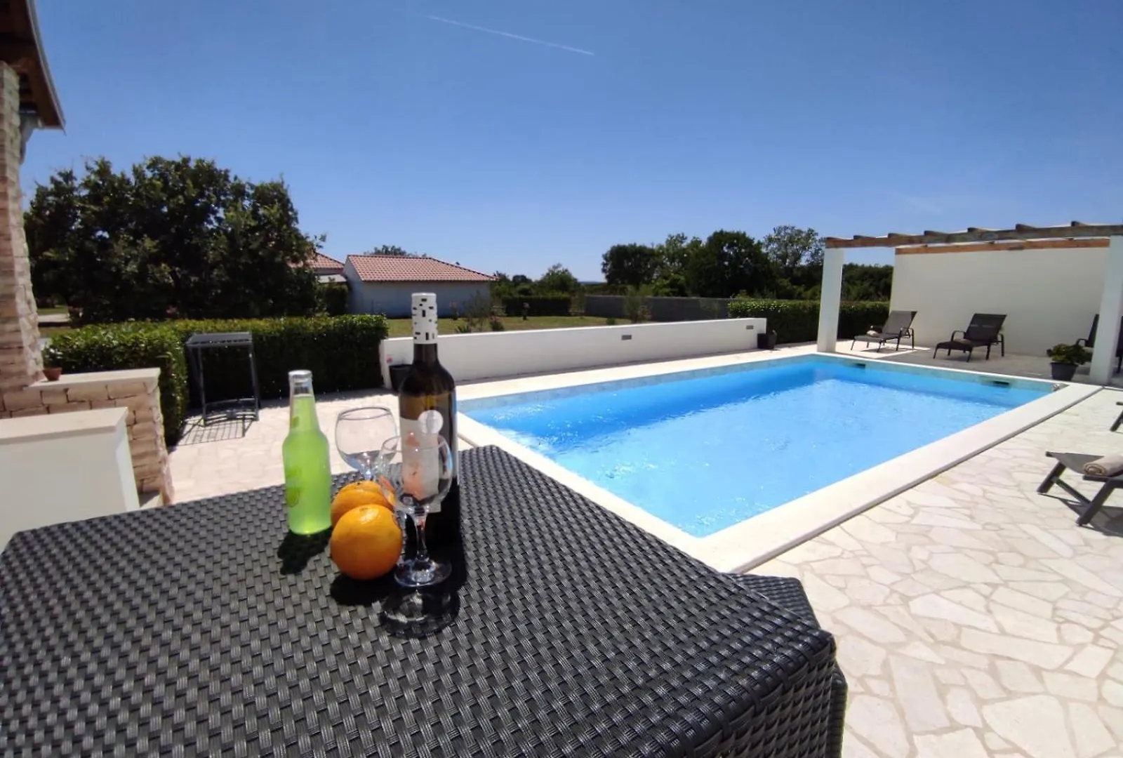 Holidayhouse Alirio With Heated Pool. Vrsi 0*,