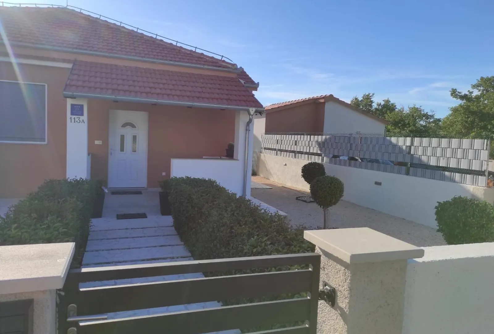 Holidayhouse Alirio With Heated Pool. Vrsi Villa